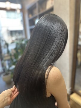 ヤドリギ(yadorigi) 清澄白河美容院yadorigiストレートロング