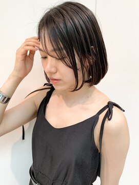 ステア ケース(stair case) 髪質改善前下がり内巻きボブ耳掛けナチュラル暗髪