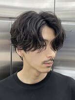 センターパートシャドウパーマカルマヘアニュアンスパーマ原宿