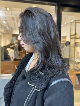 エヌ トーキョー(enu TOKYO) レイヤーカット　ハイライト　海外スタイル