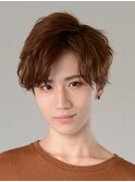 アップバングが大人っぽいクラウドマッシュスタイル