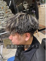 サニーサイドアップ 大宮(Sunny side up)&nbsp;長谷川　波巻きパーマ×ハイライト