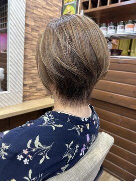 ハイドゥンシーク(HiDE&SEEK) ショートボブ