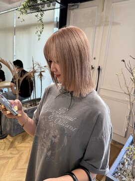 ヤテ(yate') ミルクティーベージュ