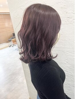 仕事も育児もこなす大人女性にこそ、オシャレを楽しんでほしいから―。[Mm]は頑張る女性の”綺麗”を応援！