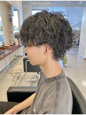 波巻きスパイラルパーマ無造作パーマミニウルフツーブロック