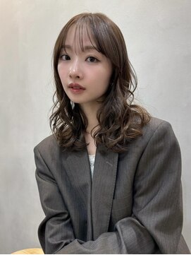 フィルムス 横浜(FILMS+) ひし形レイヤーボブハッシュ/顔周り/オリーブベージュ/横浜+
