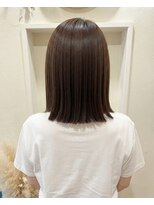 ヘアーサロンブランコ(hair salon blanco) 艶髪ストレートの切りっぱなしミディアムボブ