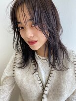 ローウェ 名駅(Louwe)&nbsp;小顔ミディアムフェザーバンクベージュ[名駅/名古屋駅前]