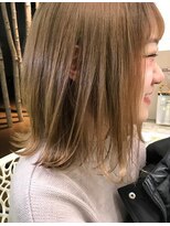 ギグス 栄店(gigs)&nbsp;ピンクベージュ×外ハネミディ