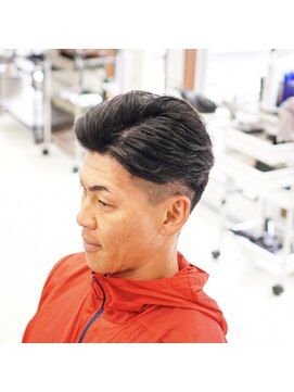 ヘアーズアウル(hair`s OWL) ７:3パートショートスタイル