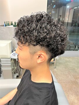 ノイセル 心斎橋(Noisyle) guest snap　アップバングショート×プードルパーマ