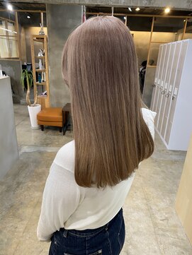 フリーラ 京都河原町三条店(freera) ベージュカラー