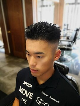 ワンワンオー バーバーショップ コンチネンタル(@110 BARBER SHOP continental) FADEカット
