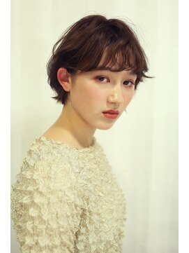 アワーズ 南青山(Our's) 耳掛けショート×ニュアンスパーマ♪