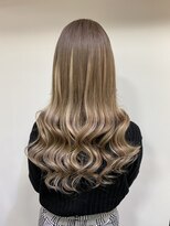 フツーロ 栄(FUTURO)&nbsp;プルエクステ