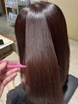 サロン ド ソーホー 蕨(Salon de SOHO)&nbsp;艶感ワインレッドカラー♪【高島　旭】