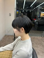 エミーバイモアムー(Emmie byMoremuu) くびれショート