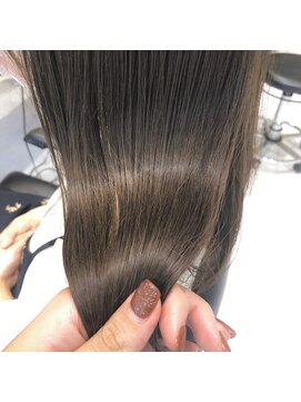 ガリカ(Gallica kinshicho) アッシュグレージュ × semilong