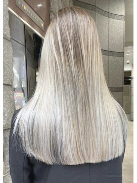 ケイト(kate) kate大宮 ダークブラウン×大人かわいい切りっぱなしボブ