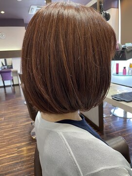カスガウラ美容室 ミディアムボブ