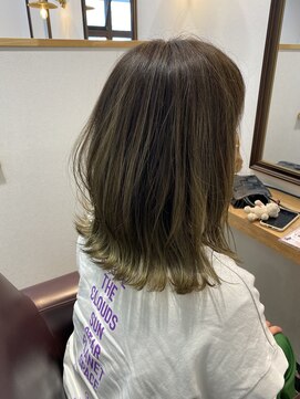 オズ エフ(ｏｚ ｆ［e・f］) 外はねボブ