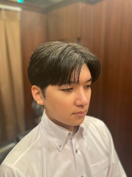 ヒロギンザ 新橋日比谷口店(HIRO GINZA) 七三分け王道スタイル