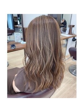 ヴォーグ 春日井高蔵寺店(VOGUE) 柔らかベージュ