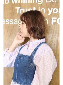 リリー(Lily) 外はねウエーブボブLily野田