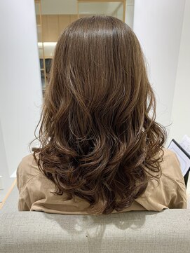 ステアケース 武蔵小杉店(stair:case) コテ巻きパーマ　デジタルパーマ　武蔵小杉