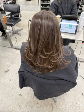 クレア 上大岡(CREA) ハイライトバレイヤージュダブルカラーケアブリーチ30代40代50代