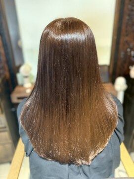 ヘアリゾート粋 ティガ 池袋店(tiga) ストレートロング/艶髪/ブラウンベージュ