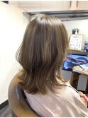 くびれミディアム×ベージュカラー【カミケン方木田】
