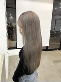 グレージュカラー10代20代ブリーチカラーロングスタイル