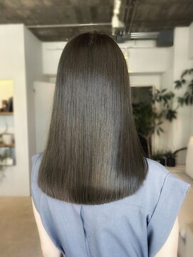 トリア(the tria) 【chika】オリーブグレー