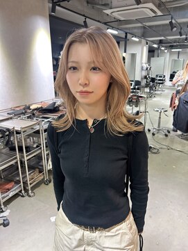 ゲームバイアランスミシー 心斎橋(GAME by Alan Smithee) 大阪ハイトーン/ミルクティーベージュ/レイヤーカット