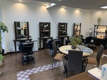 アトリエ モガ(アトリエ MOGA)の雰囲気（落ち着いた店内でお待ちしております♪）