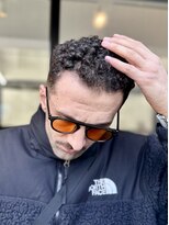 ミキ 中崎(MIKI)&nbsp;スペインカール/スパイラルパーマ/波巻きパーマ/フェード/メンズ