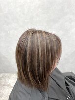 ノアル(NOAHL)&nbsp;G 白髪ぼかしハイライト