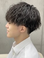 トゥルートラスト オムオム 甲府和戸(True Trust HOMME HOMME)&nbsp;メンズ ツイストスパイラルパーマ×マッシュショート