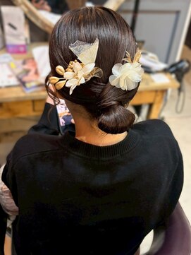 アットザコーナー(at the corner) 和装ヘア ヘアアレンジ 卒業式 成人式  タイトスタイル 20代