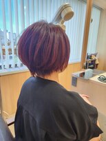 ソレイユ ホワイト(SOLEIL white) ◇大人レッドカラーショートボブ◇