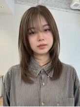 マルケ ドゥ マッシュ(MaruQuee de mashu) 小顔見せ似合わせレイヤーカット/20代・30代