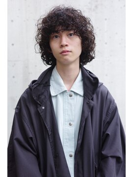 ブークル(boucle) ウルフボブ　カーリーパーマ　ロングパーマ　メンズパーマ