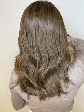 ジーナ 銀座中央通り(Zina) 【Zina銀座中央通り】色っぽ艶×ラテグレージュ