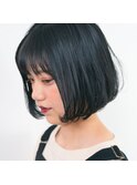 ダークカラーで可愛いぱっつんボブ