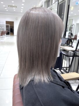 クアトログランシュ ひたちなか店(QUATRO×GranCieux) 2ブリーチ以上ホワイトベージュ