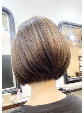 エトネ ヘアーサロン 仙台駅前(eTONe hair salon) 【30代40代50代】簡単スタイリング前下がり大人ボブ