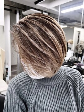 レディアル 大宮(REDEAL) 【白髪手術】ベージュ系バレイヤージュ