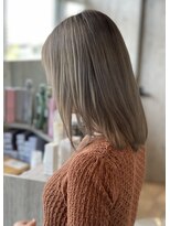 ディオ アンド ルーチェ アット(Dio&Luce at.) 【麻布十番・六本木】30代40代50代　大人のブリーチカラー